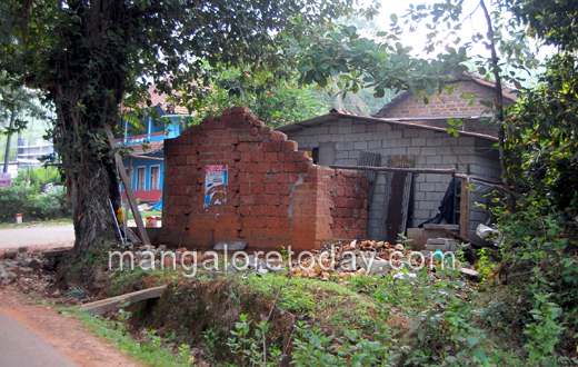 Puttur Road encroachment